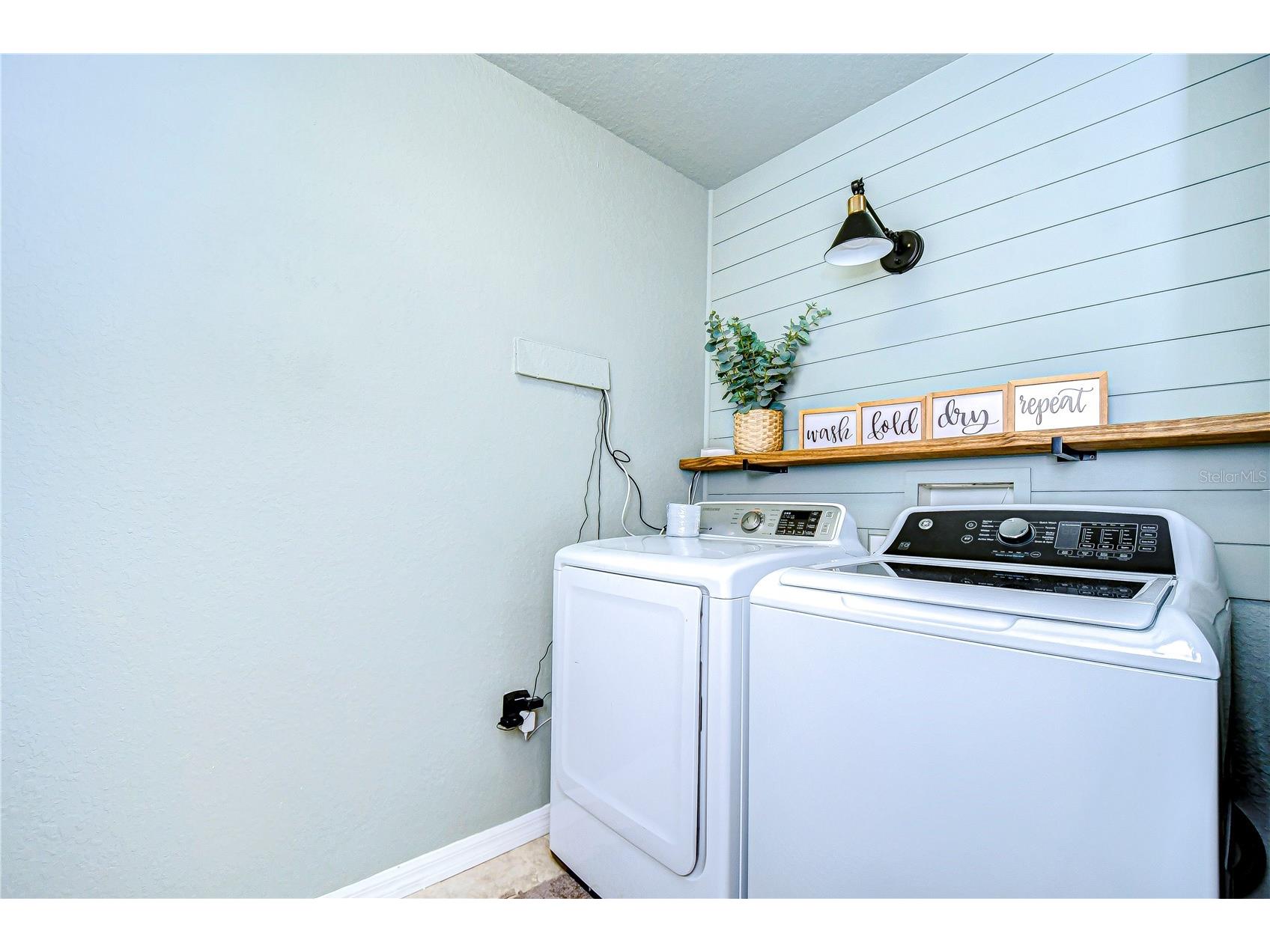 208 Elm View Court Brandon FL 33511 TB8509092 image25