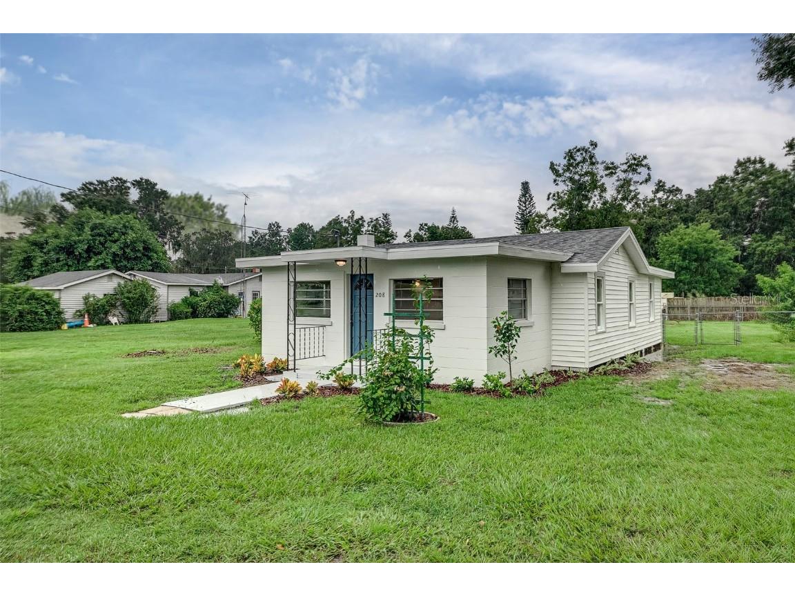 208 Elmer Street Auburndale FL 33823 L4932796 image1