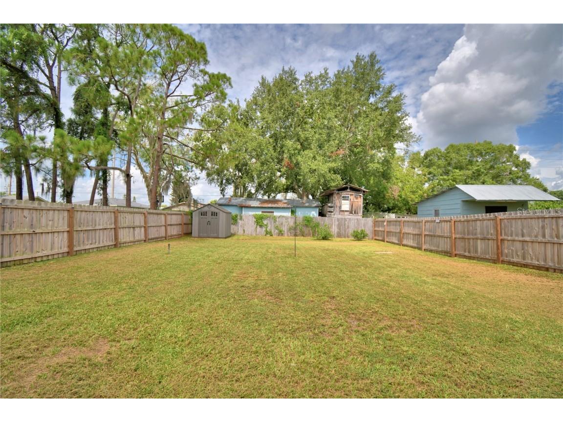 208 Florida Drive Auburndale FL 33823 P4935633 image36