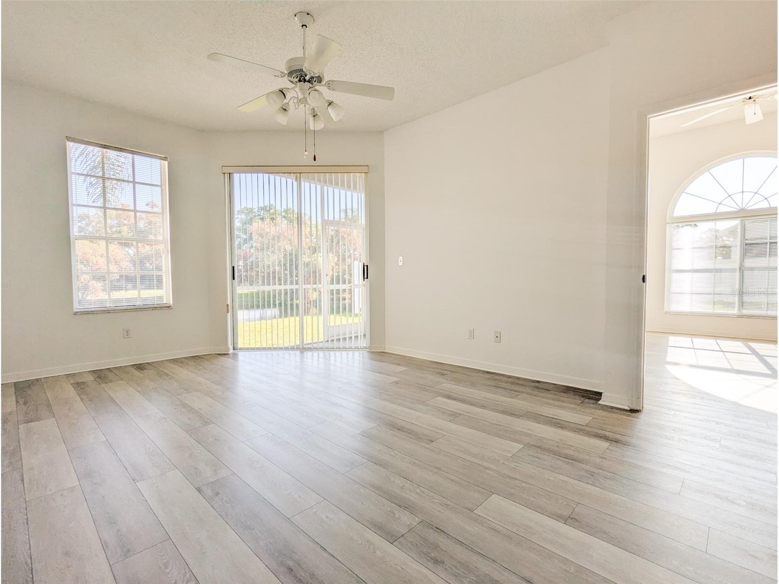 208 Hemingway Drive Oldsmar FL 34677 TB8490712 image14