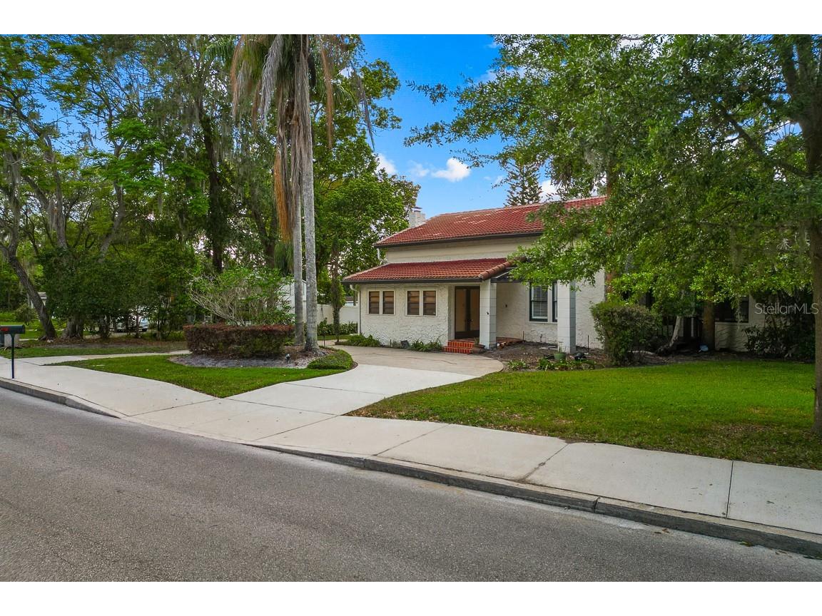 208 Hermits Trail Altamonte Springs FL 32701 O6193025 image1