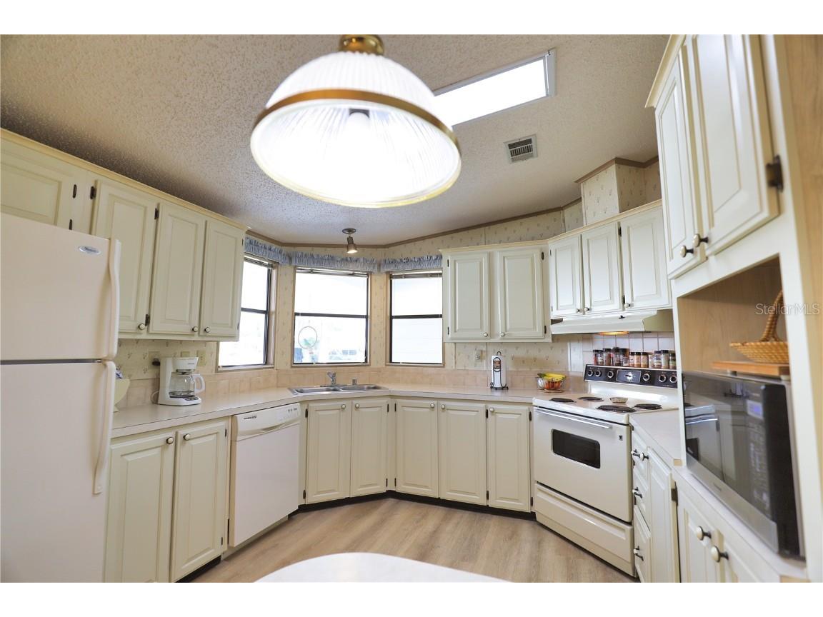 208 Hibisco Drive North Port FL 34287 TB8334830 image14