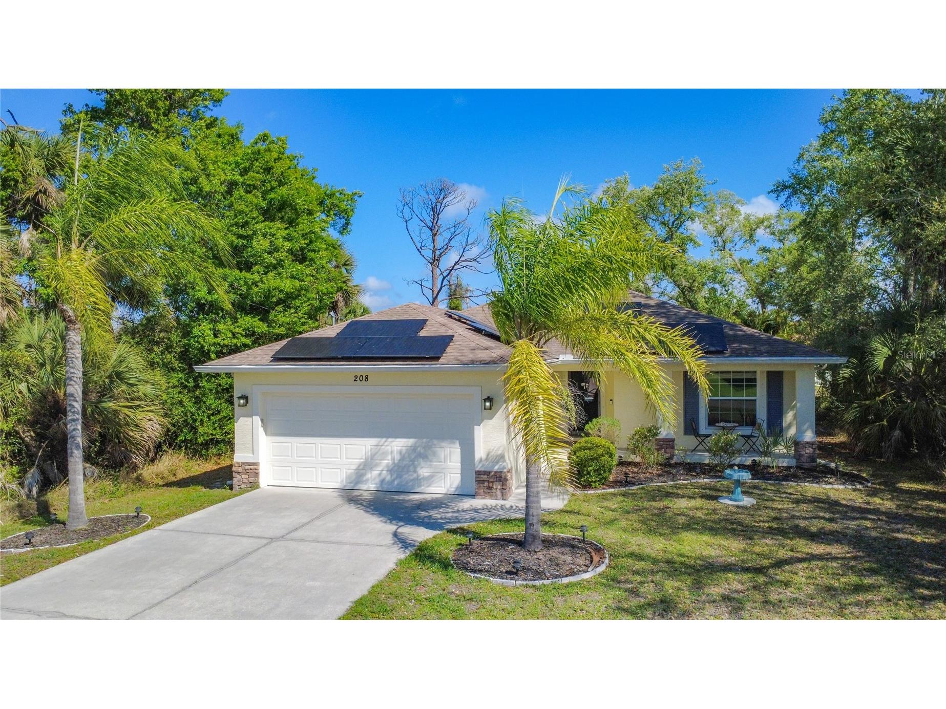 208 Jennifer Drive Rotonda West FL 33947 D6146679 image1