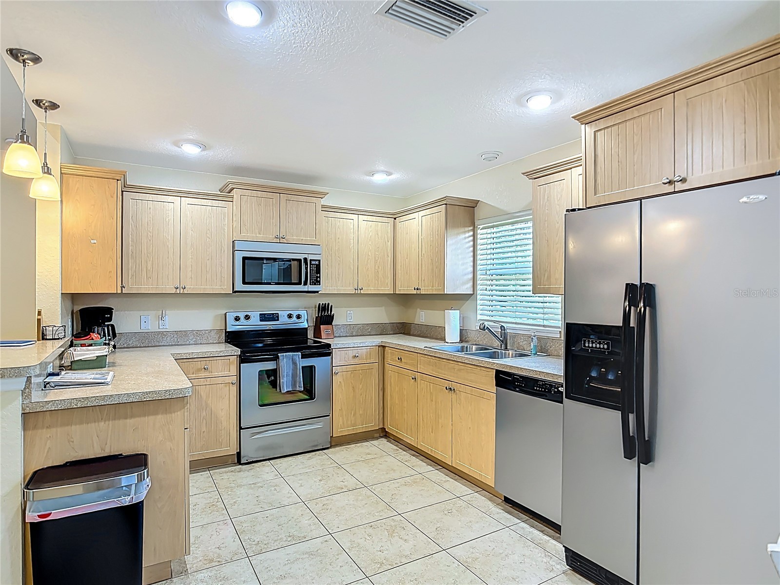 208 Jennifer Drive Rotonda West FL 33947 D6146679 image5