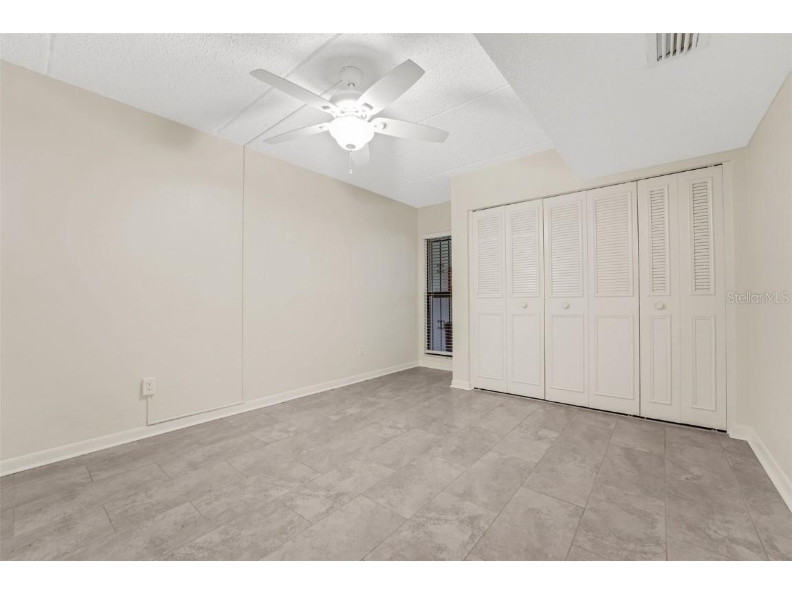 208 Lake Howard Drive NW #104 Winter Haven FL 33880 P4935096 image14