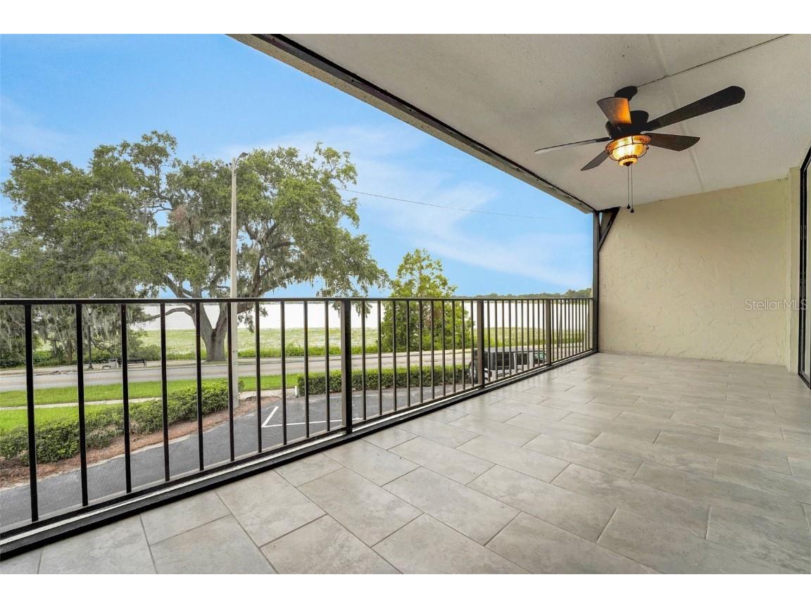 208 Lake Howard Drive NW #104 Winter Haven FL 33880 P4935096 image18