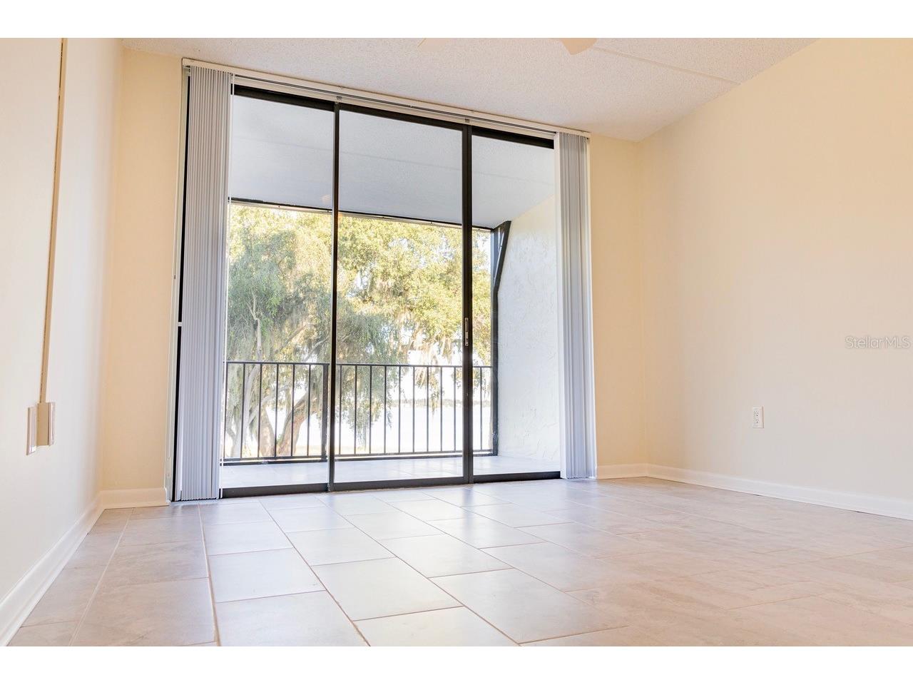 208 Lake Howard Drive NW #104 Winter Haven FL 33880 P4938603 image14