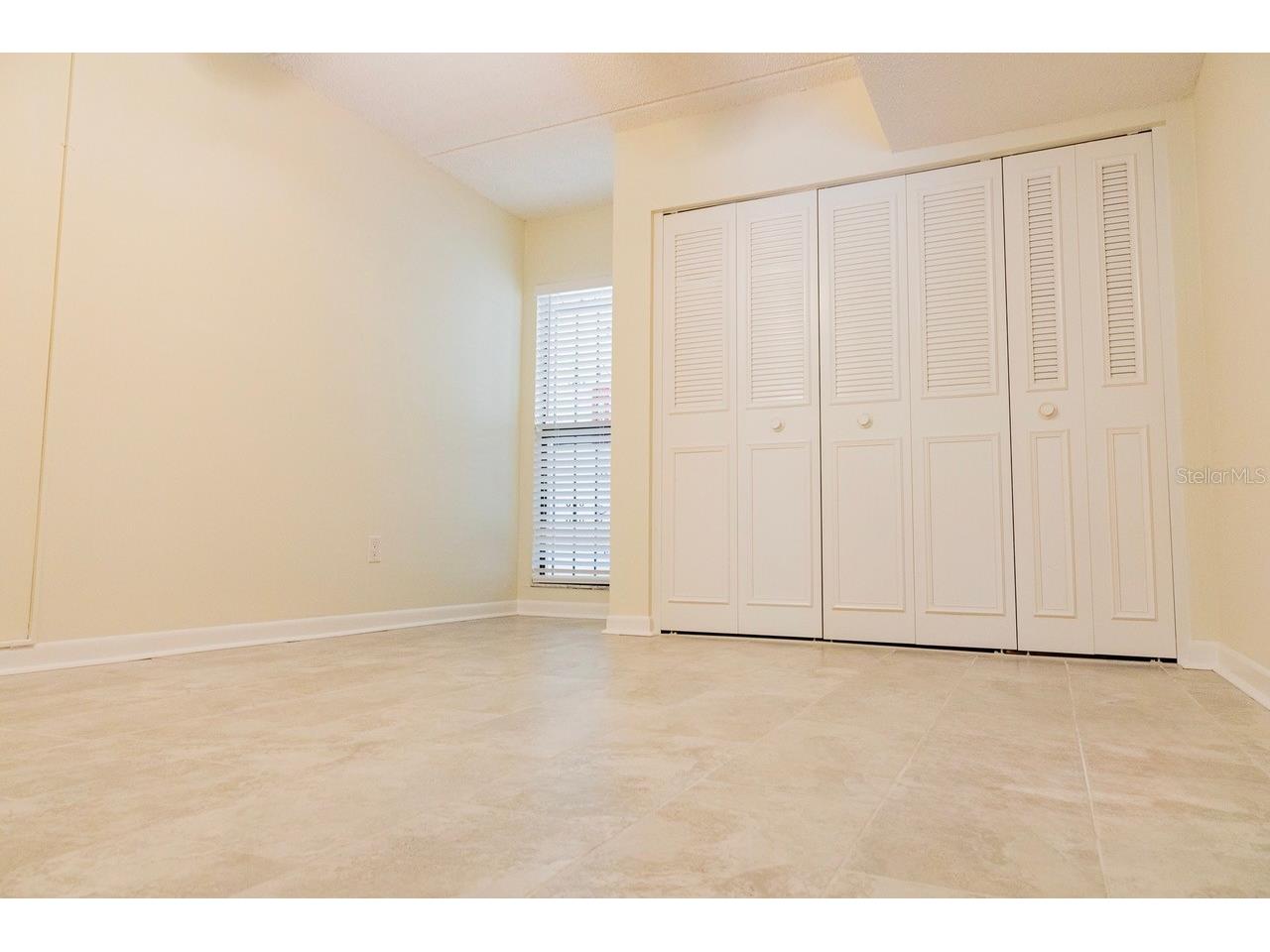 208 Lake Howard Drive NW #104 Winter Haven FL 33880 P4938603 image16