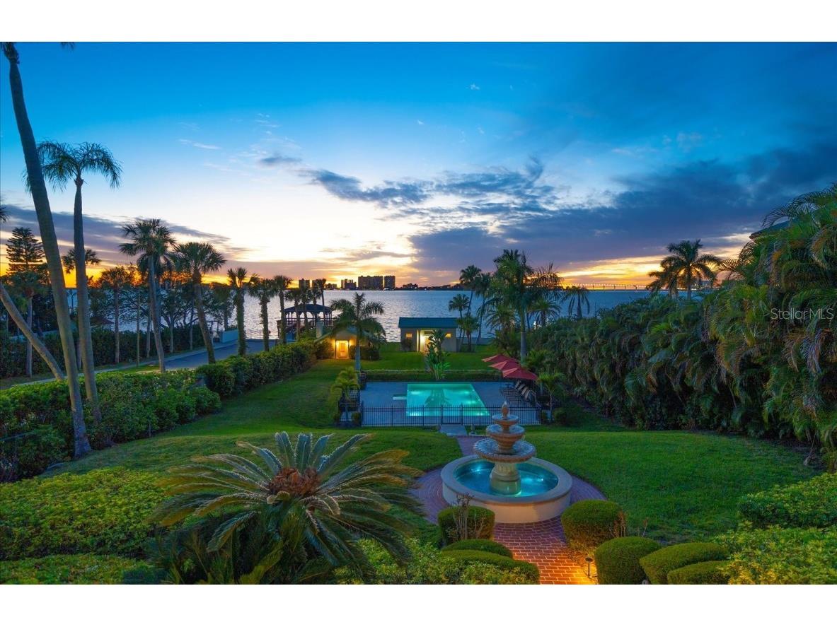 208 Magnolia Drive Clearwater FL 33756 U8236422 image1