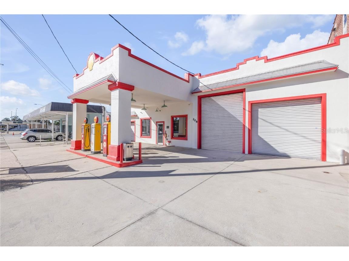 208 Magnolia St New Smyrna Beach FL 32168 NS1083731 image1