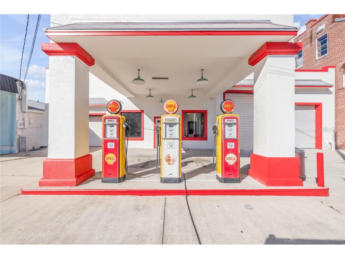 208 Magnolia St New Smyrna Beach FL 32168 NS1083731 image3