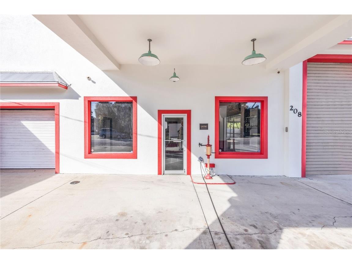 208 Magnolia St New Smyrna Beach FL 32168 NS1083731 image4