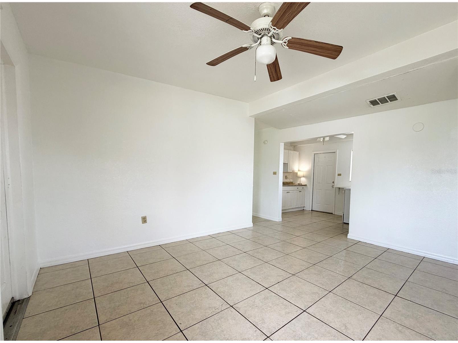208 Martin Drive NE Port Charlotte FL 33952 D6147660 image3