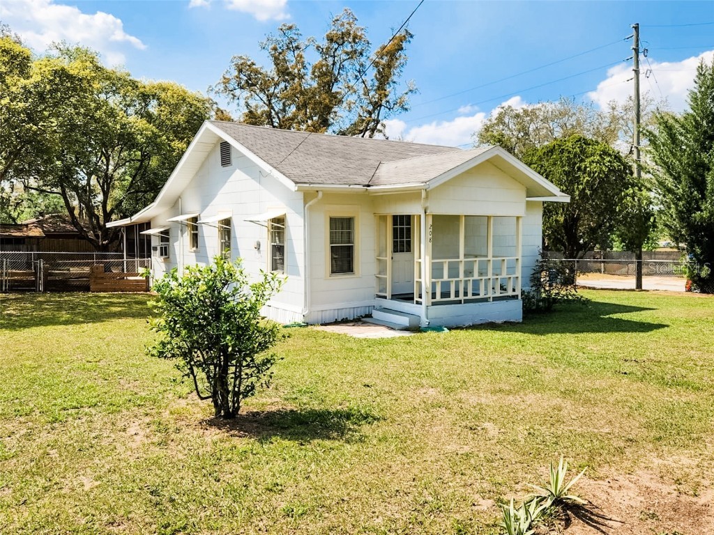 208 N Manatee Avenue Davenport FL 33837 O6098491 image1