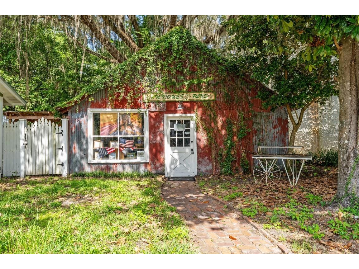 208 NE 1st Street Micanopy FL 32667 OM699642 image1