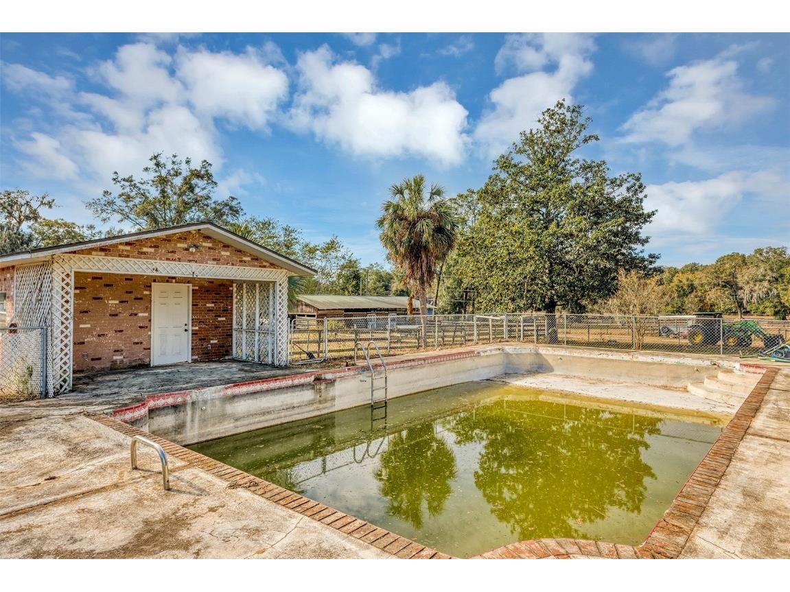 208 NE 70th Street Ocala FL 34479 OM691016 image24