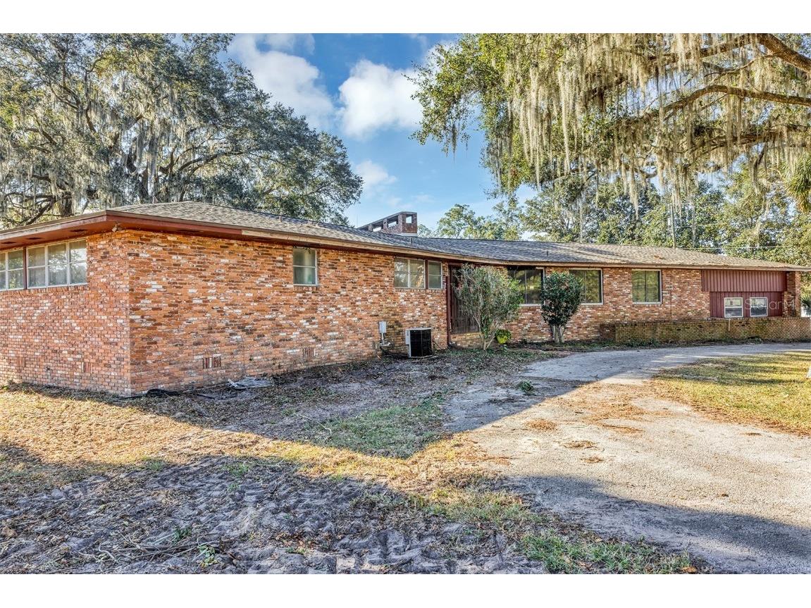 208 NE 70th Street Ocala FL 34479 OM691016 image3