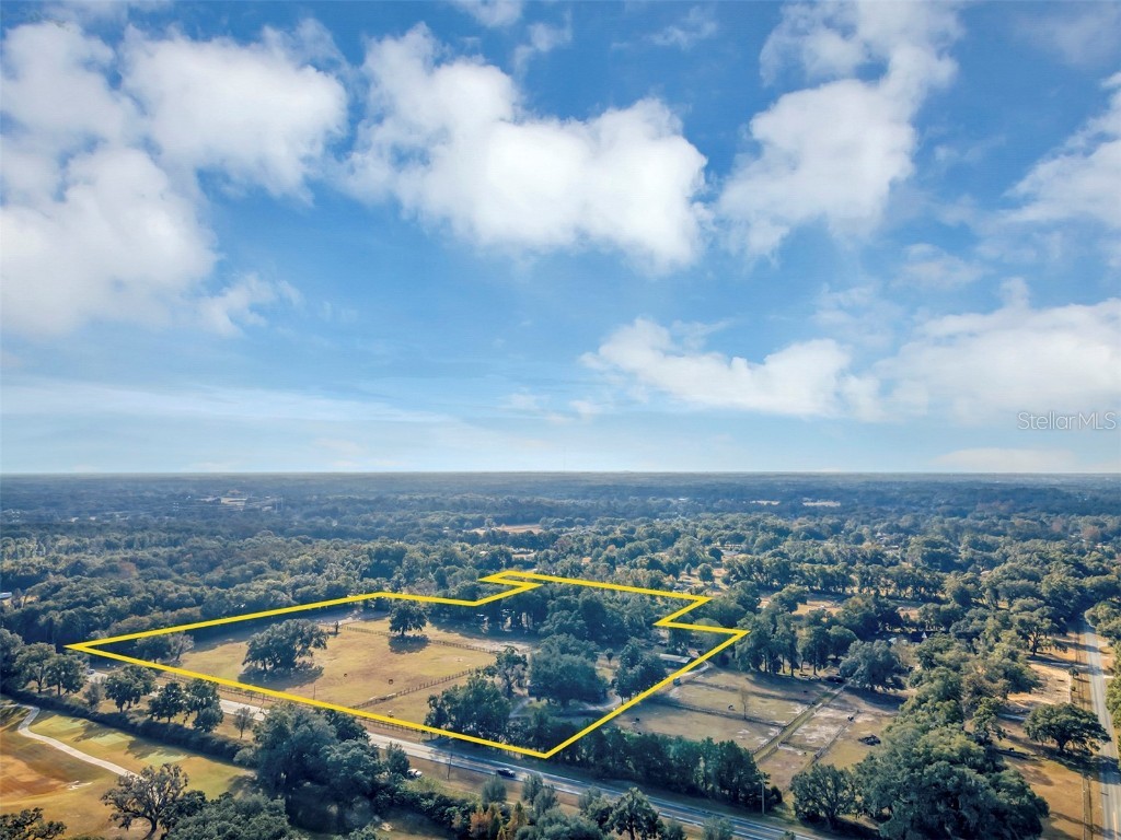 208 NE 70th Street Ocala FL 34479 OM691016 image59