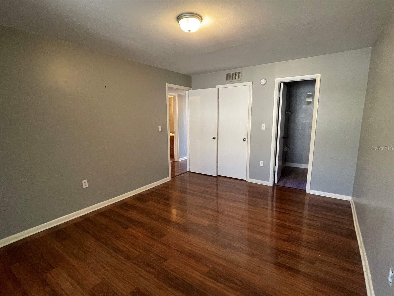 208 NE Monroe Circle N #307 Saint Petersburg FL 33702 A4693590 image11