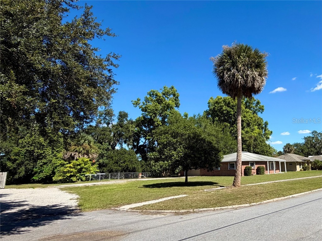 208 Palm Way Tavares FL 32778 G5103376 image41