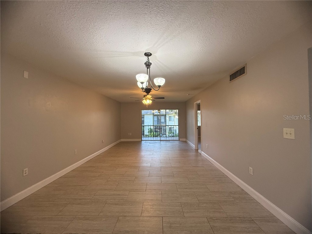 208 Palmetto Ct #208 Oldsmar FL 34677 W7877305 image5