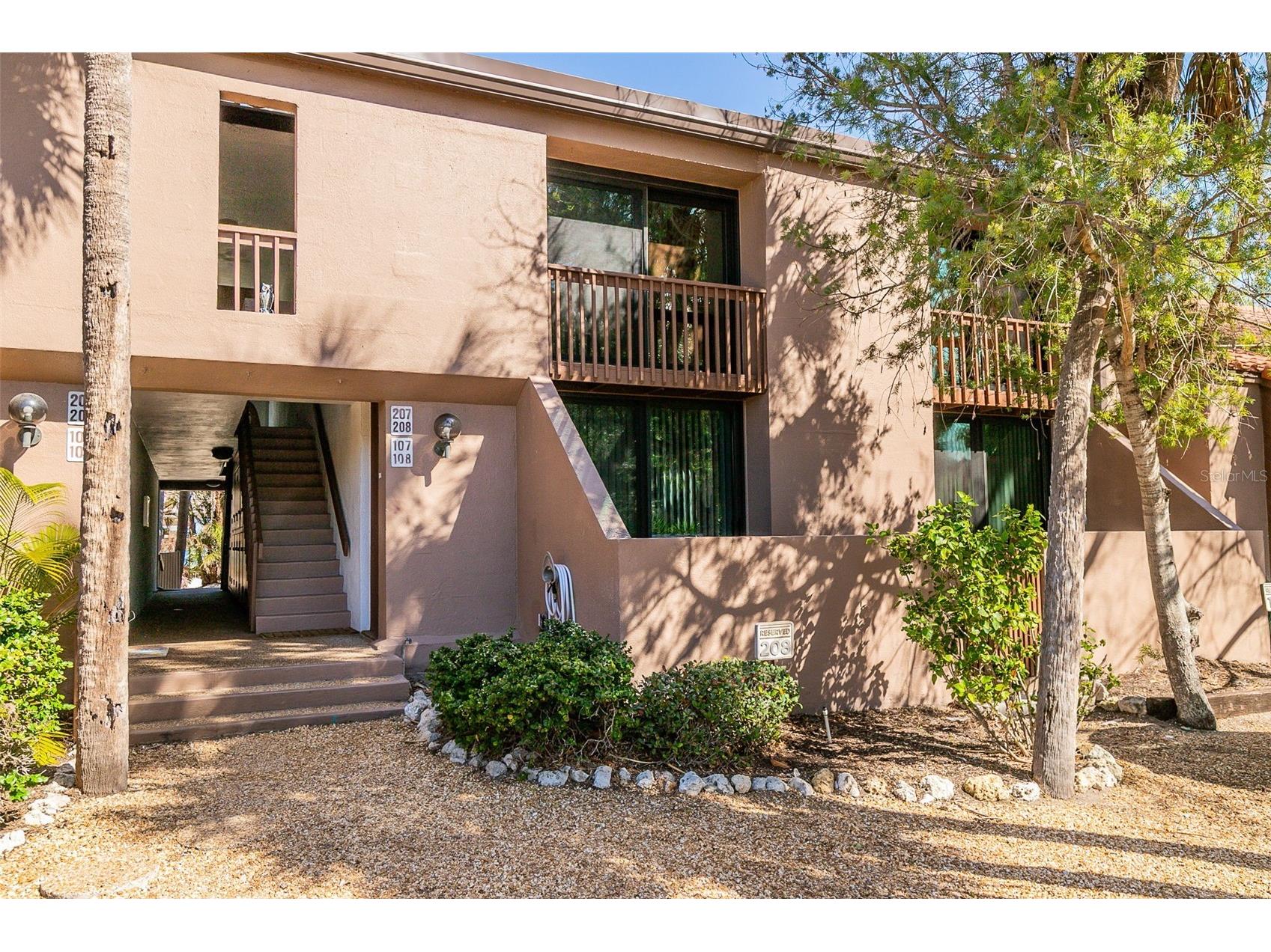 208 Pass Key Road #208 Sarasota FL 34242 A4682842 image1