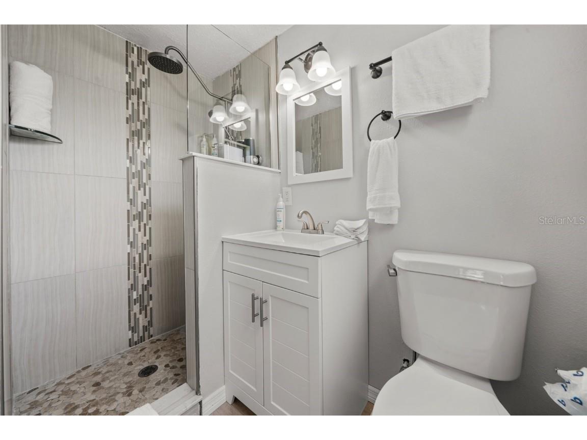 208 Peacock Lane Holmes Beach FL 34217 A4651677 image30