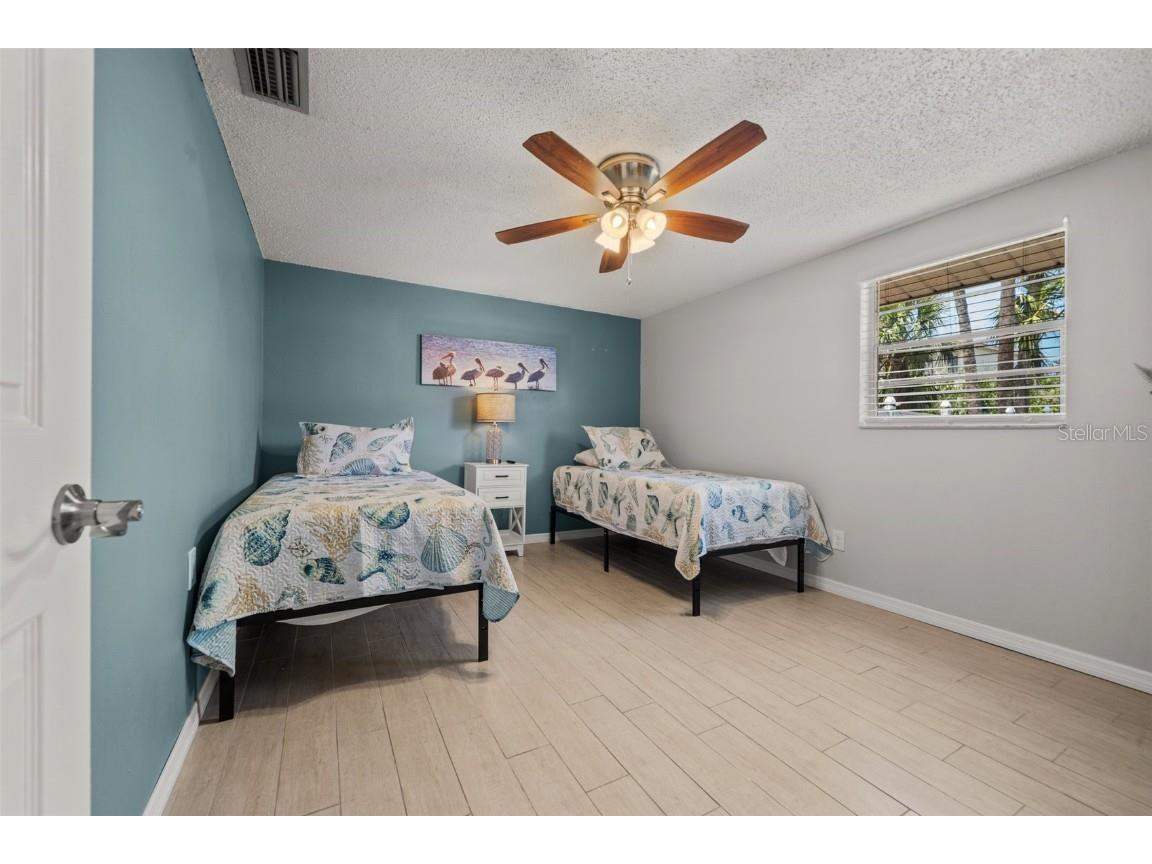 208 Peacock Lane Holmes Beach FL 34217 A4651677 image31