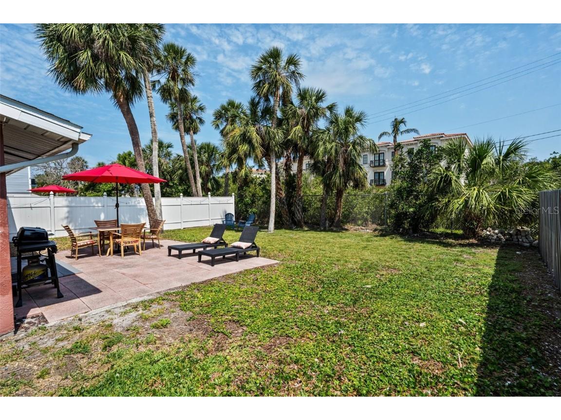 208 Peacock Lane Holmes Beach FL 34217 A4651677 image35