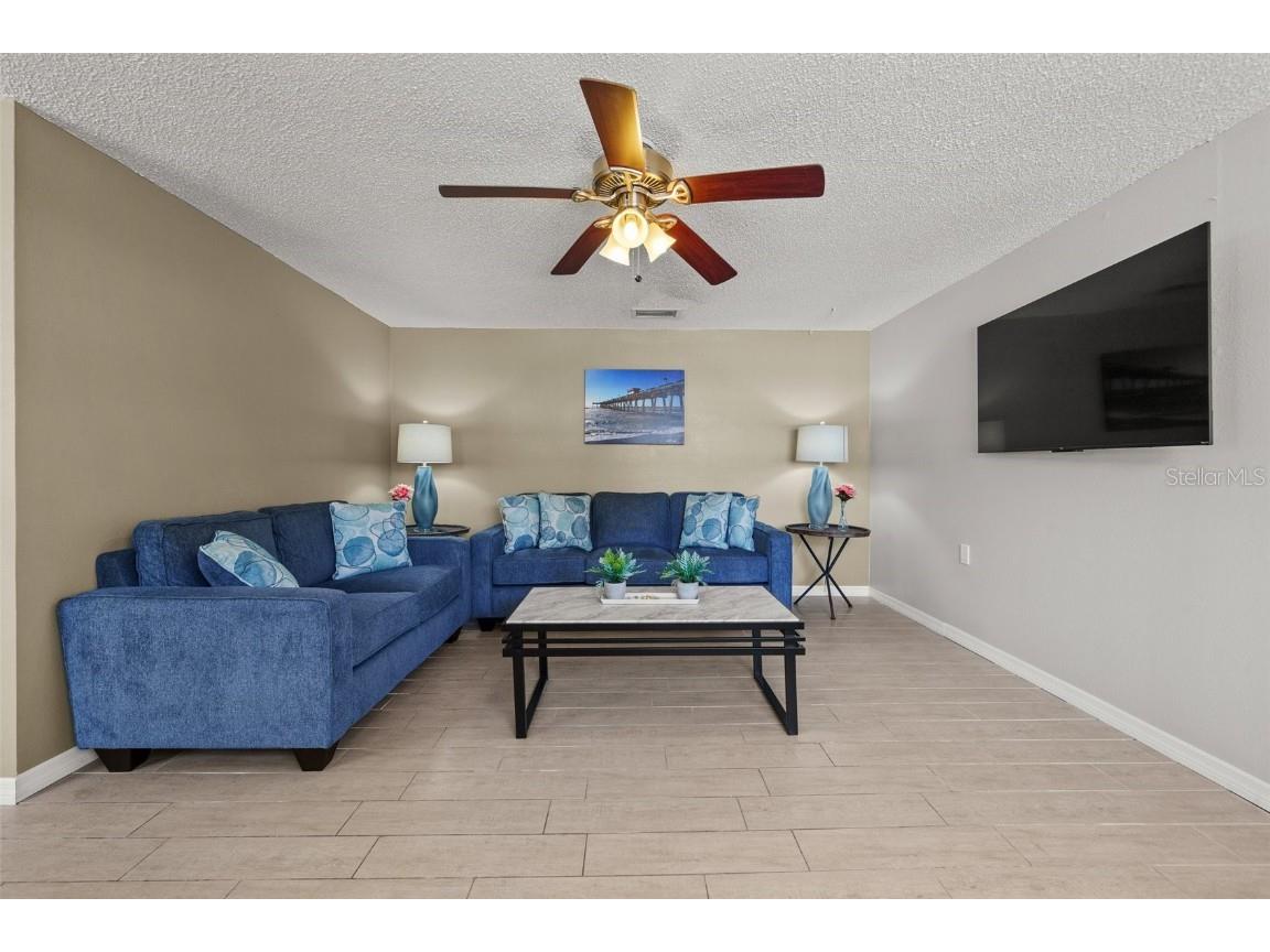 208 Peacock Lane Holmes Beach FL 34217 A4651677 image8