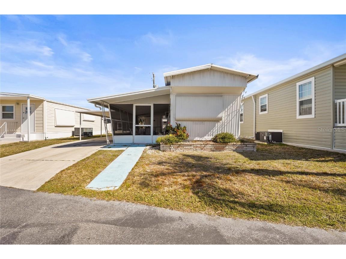 208 Southwinds Drive Sarasota FL 34231 A4650672 image1