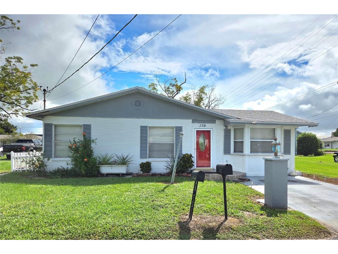 208 SW 3rd Avenue Mulberry FL 33860 TB8426446 image1