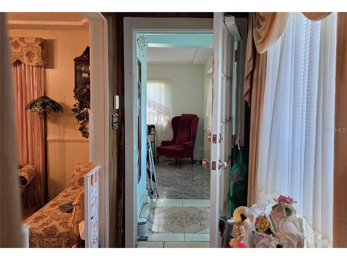 208 SW 3rd Avenue Mulberry FL 33860 TB8426446 image14