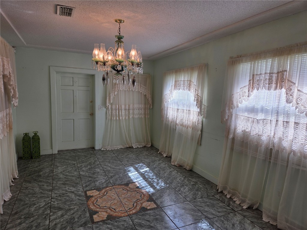 208 SW 3rd Avenue Mulberry FL 33860 TB8426446 image23