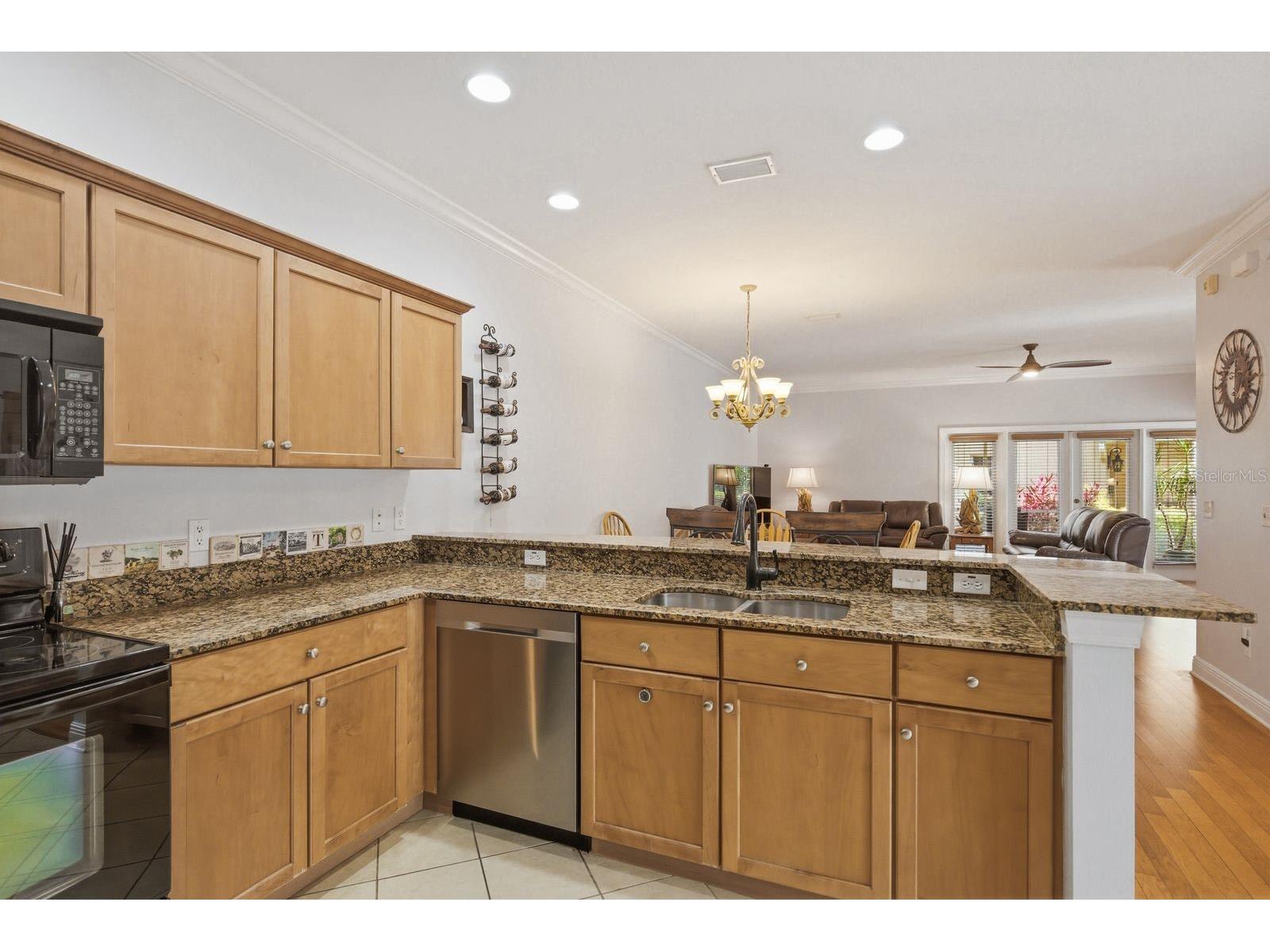 208 Valencia Circle Saint Petersburg FL 33716 TB8489242 image23