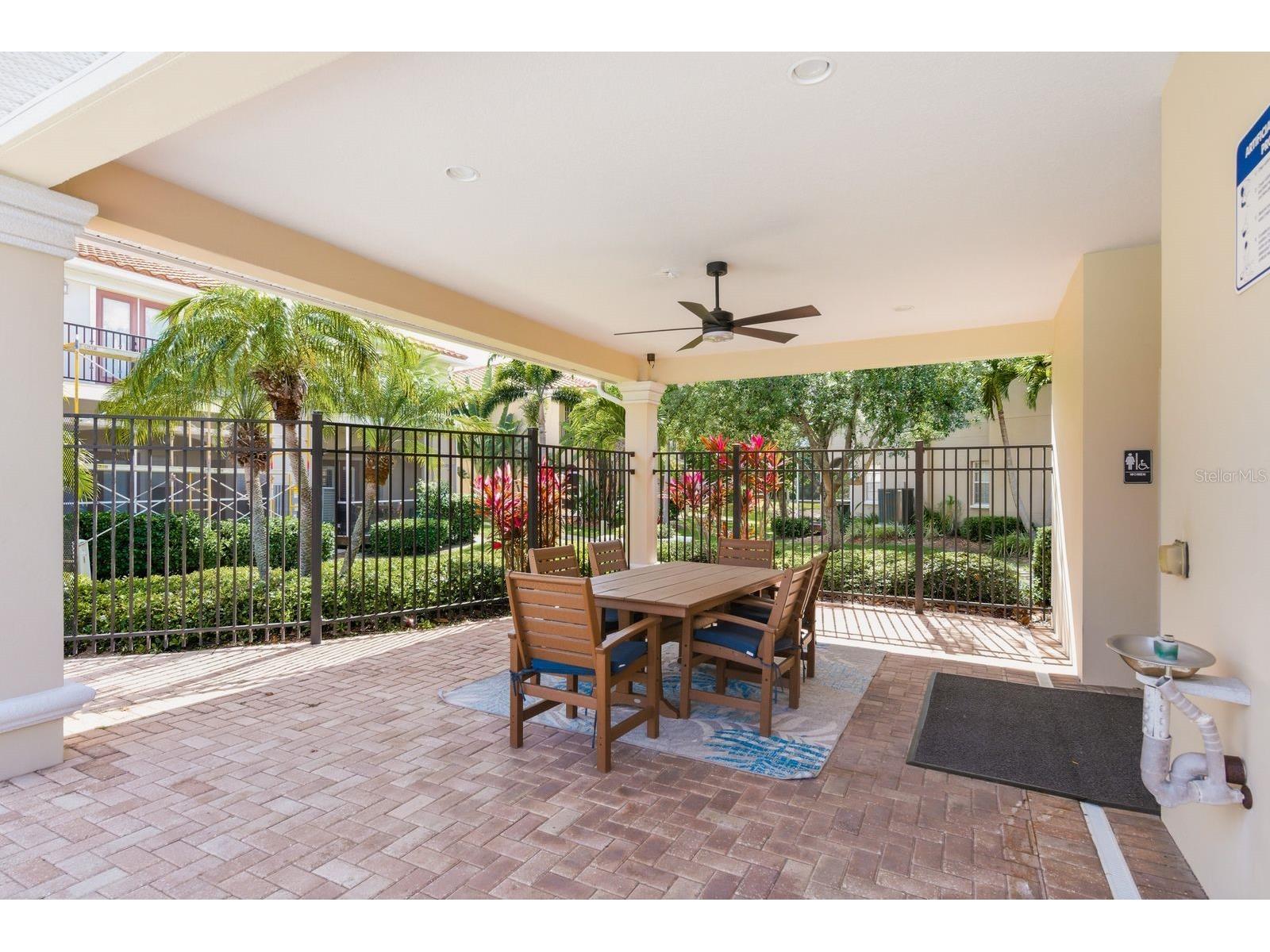 208 Valencia Circle Saint Petersburg FL 33716 TB8489242 image46