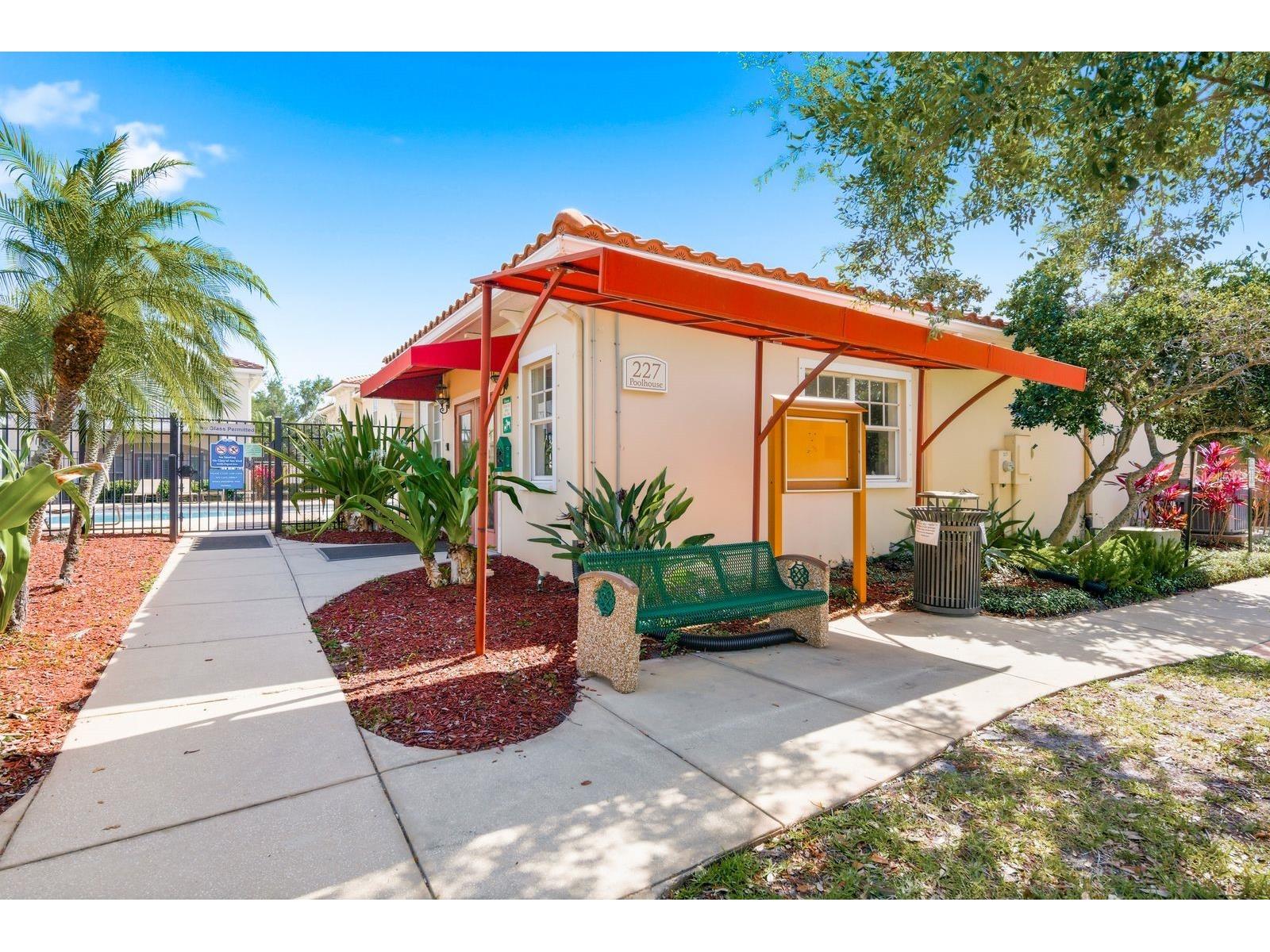 208 Valencia Circle Saint Petersburg FL 33716 TB8489242 image48
