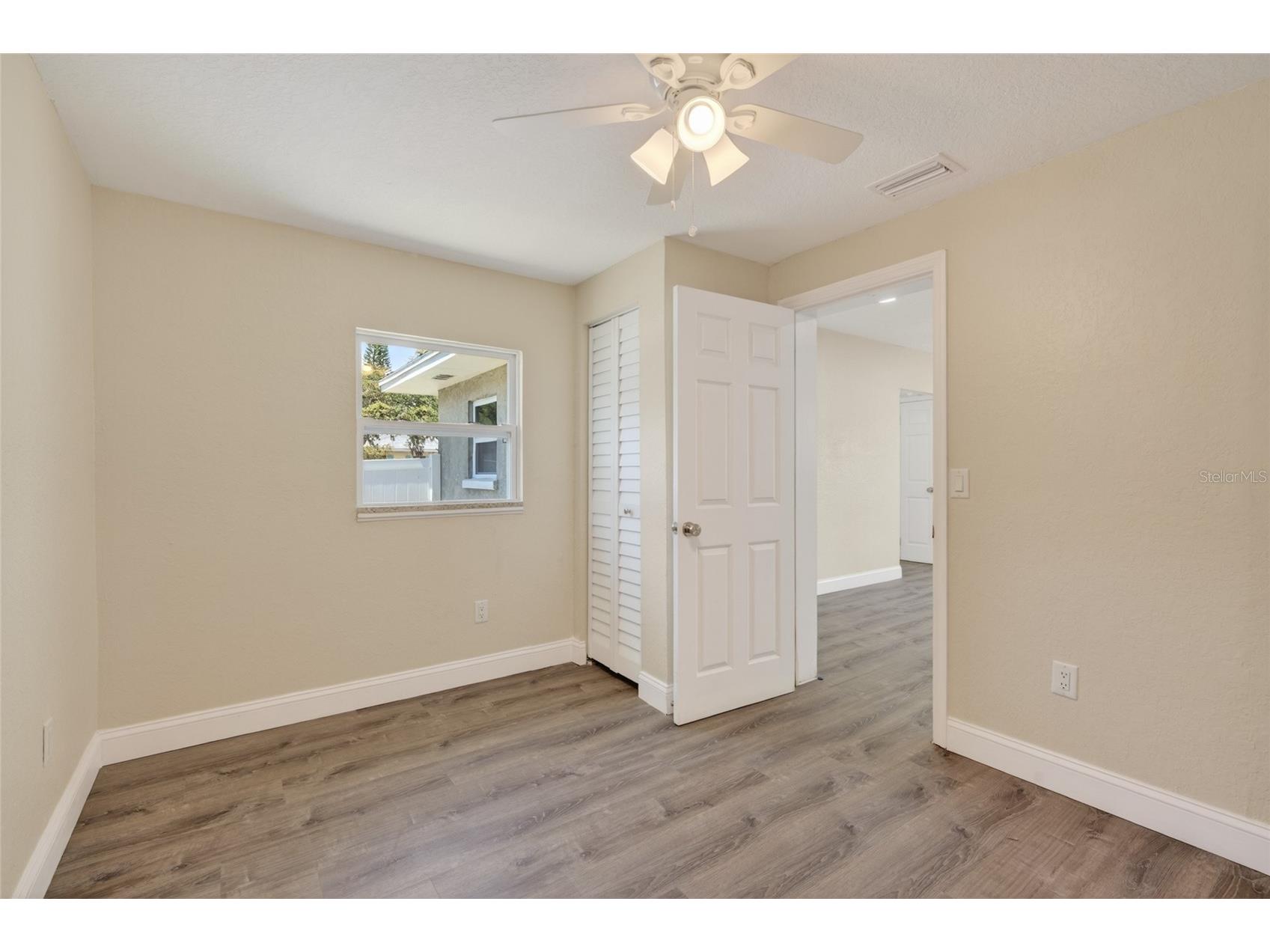 2080 Douglas Avenue Clearwater FL 33755 TB8517985 image17