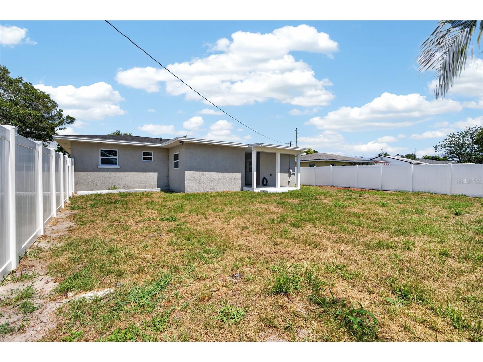 2080 Douglas Avenue Clearwater FL 33755 TB8517985 image20