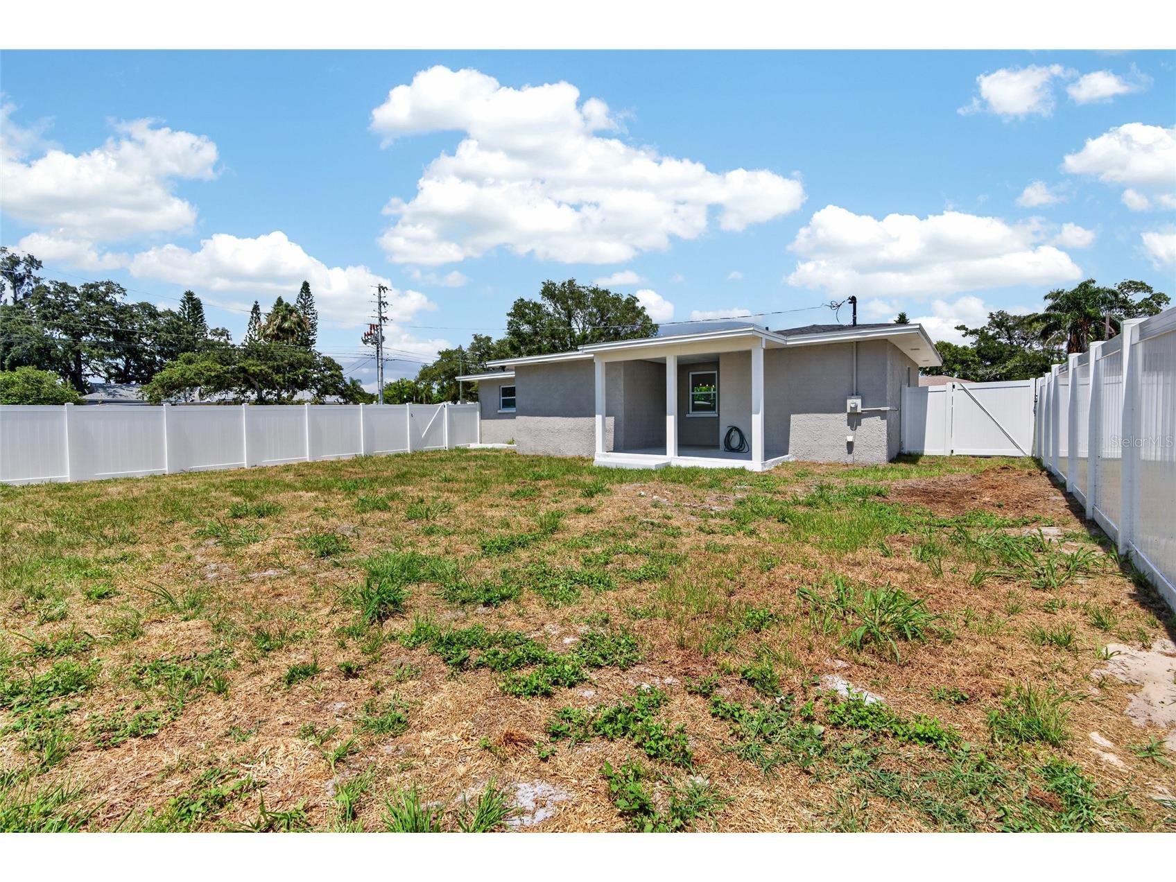 2080 Douglas Avenue Clearwater FL 33755 TB8517985 image22