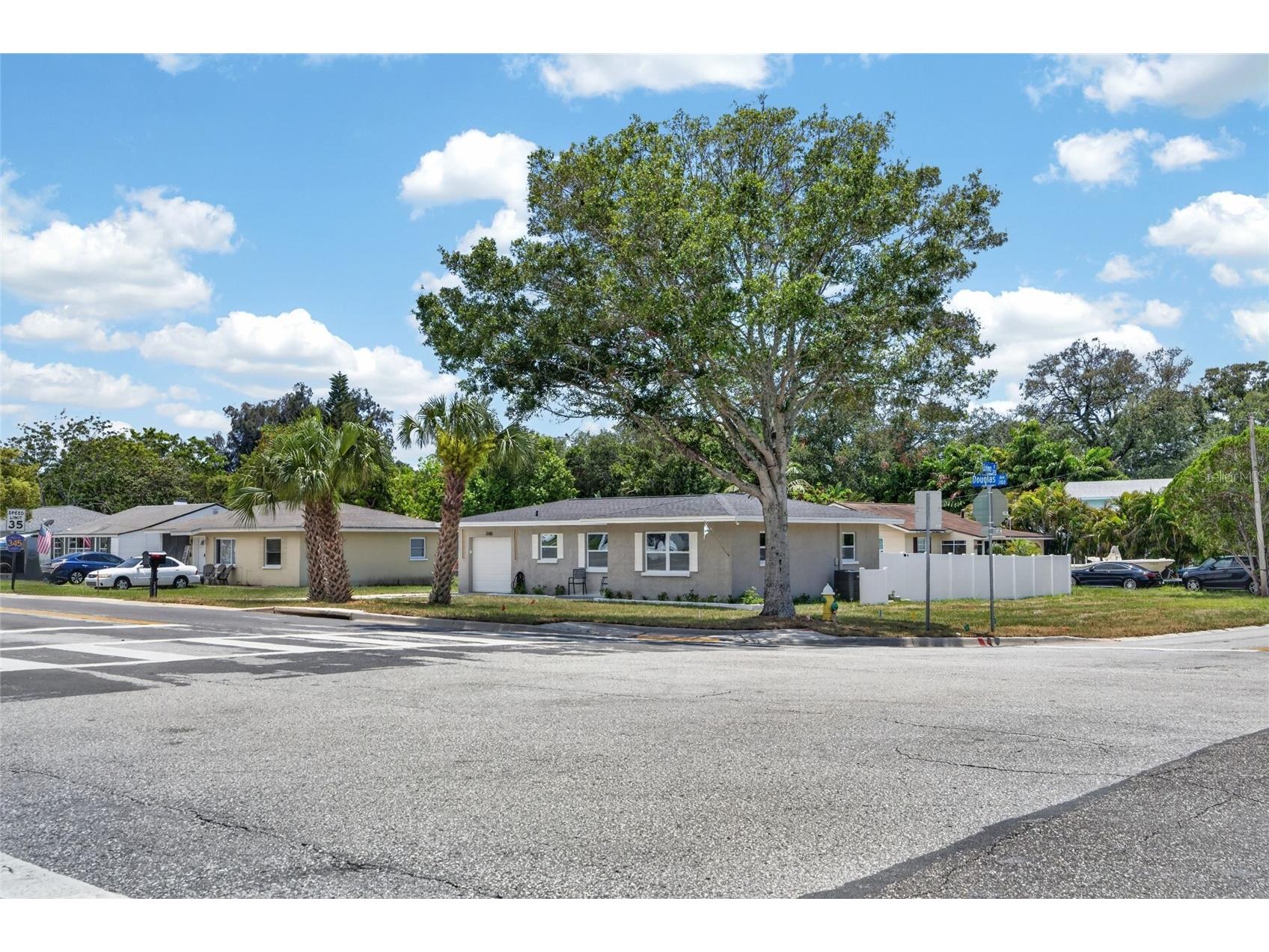 2080 Douglas Avenue Clearwater FL 33755 TB8517985 image28