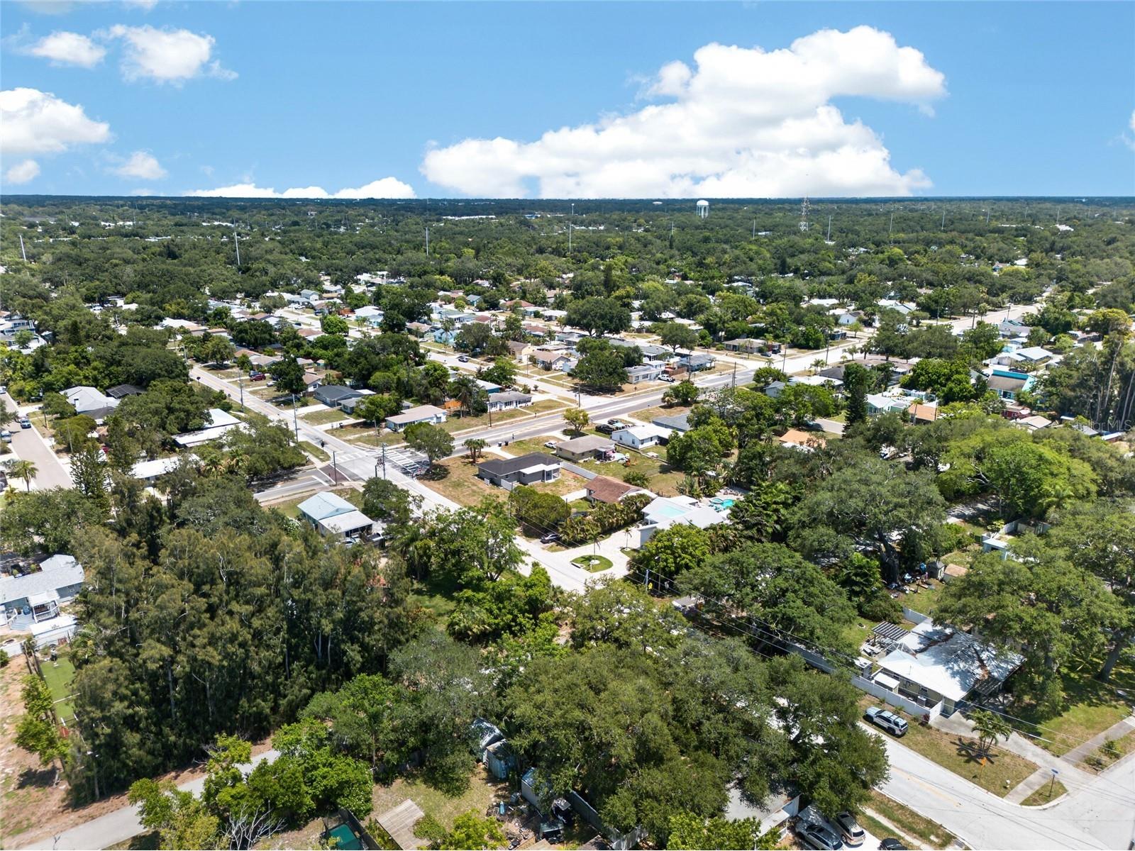 2080 Douglas Avenue Clearwater FL 33755 TB8517985 image46
