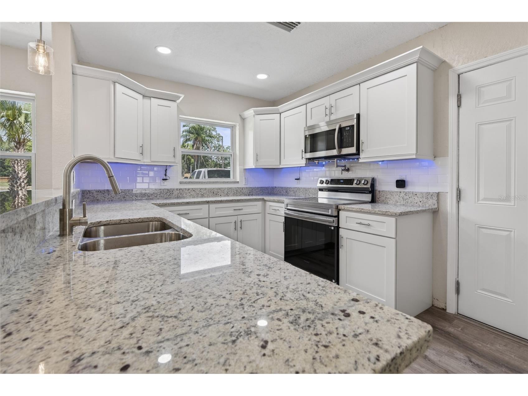 2080 Douglas Avenue Clearwater FL 33755 TB8517985 image6