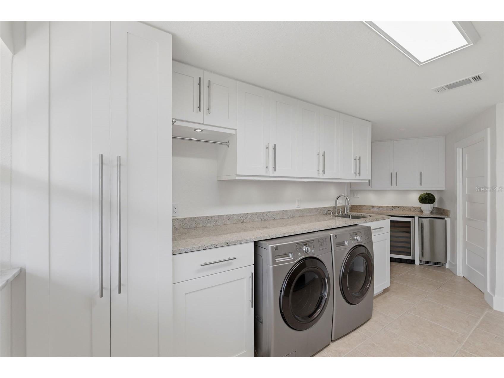 2080 Hawaii Avenue NE Saint Petersburg FL 33703 TB8498249 image17