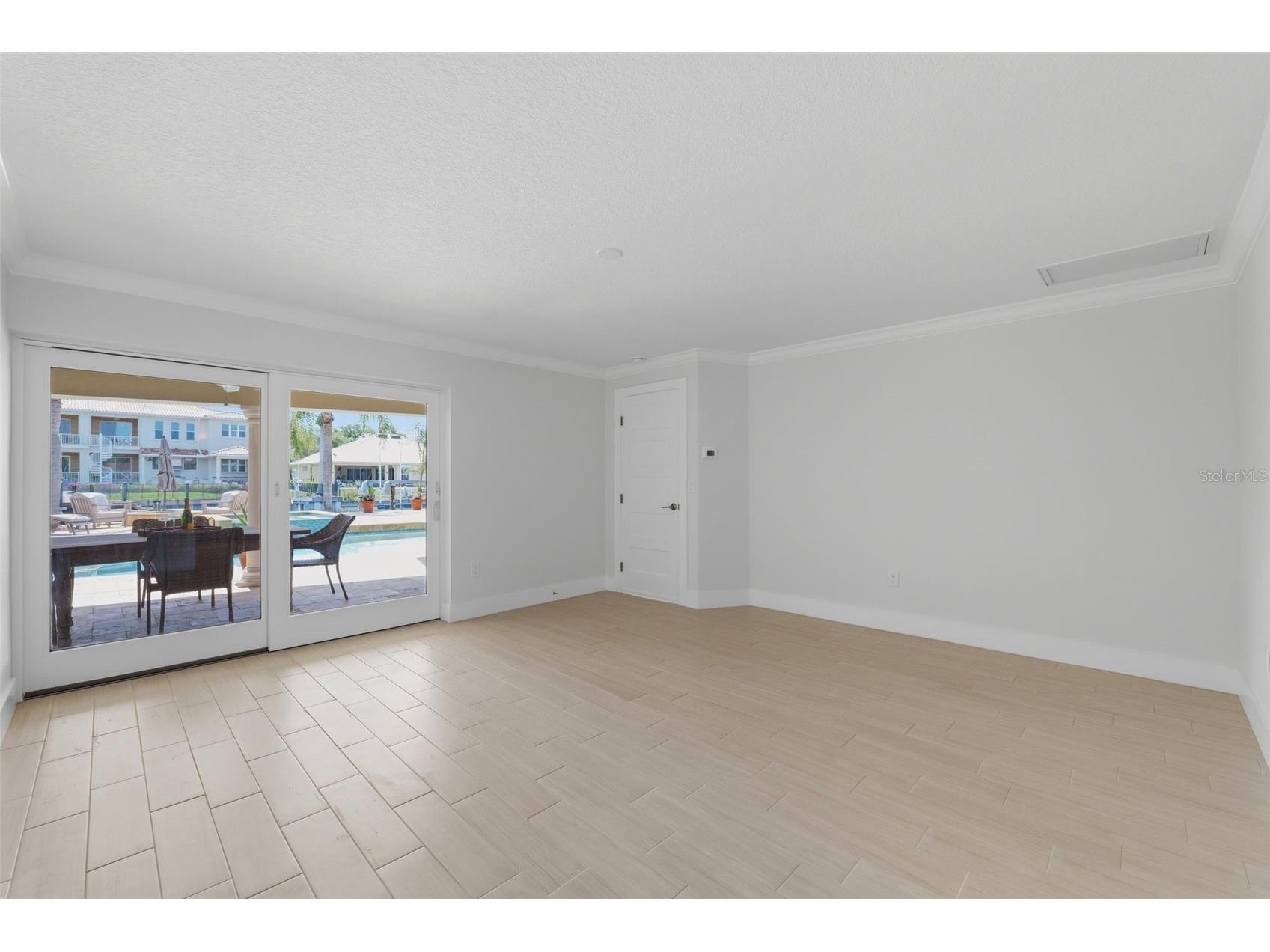 2080 Hawaii Avenue NE Saint Petersburg FL 33703 TB8498249 image20