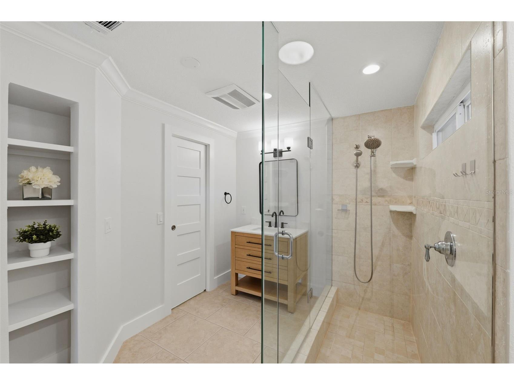 2080 Hawaii Avenue NE Saint Petersburg FL 33703 TB8498249 image23