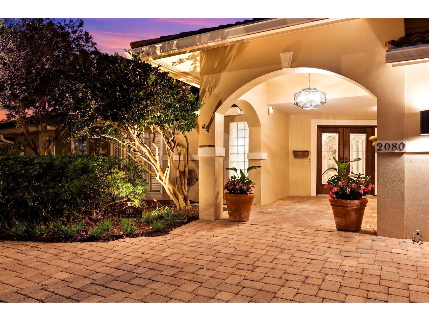 2080 Hawaii Avenue NE Saint Petersburg FL 33703 TB8498249 image3