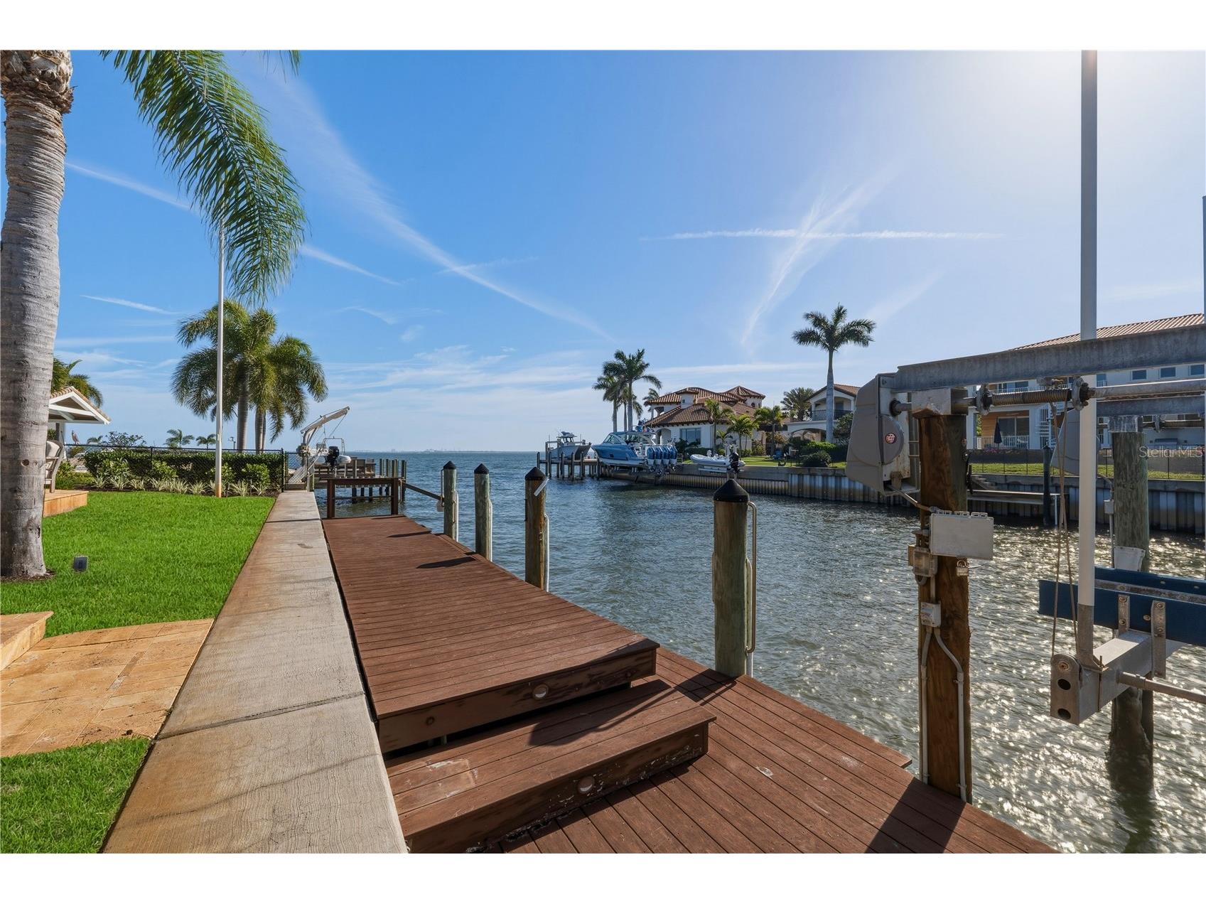 2080 Hawaii Avenue NE Saint Petersburg FL 33703 TB8498249 image40