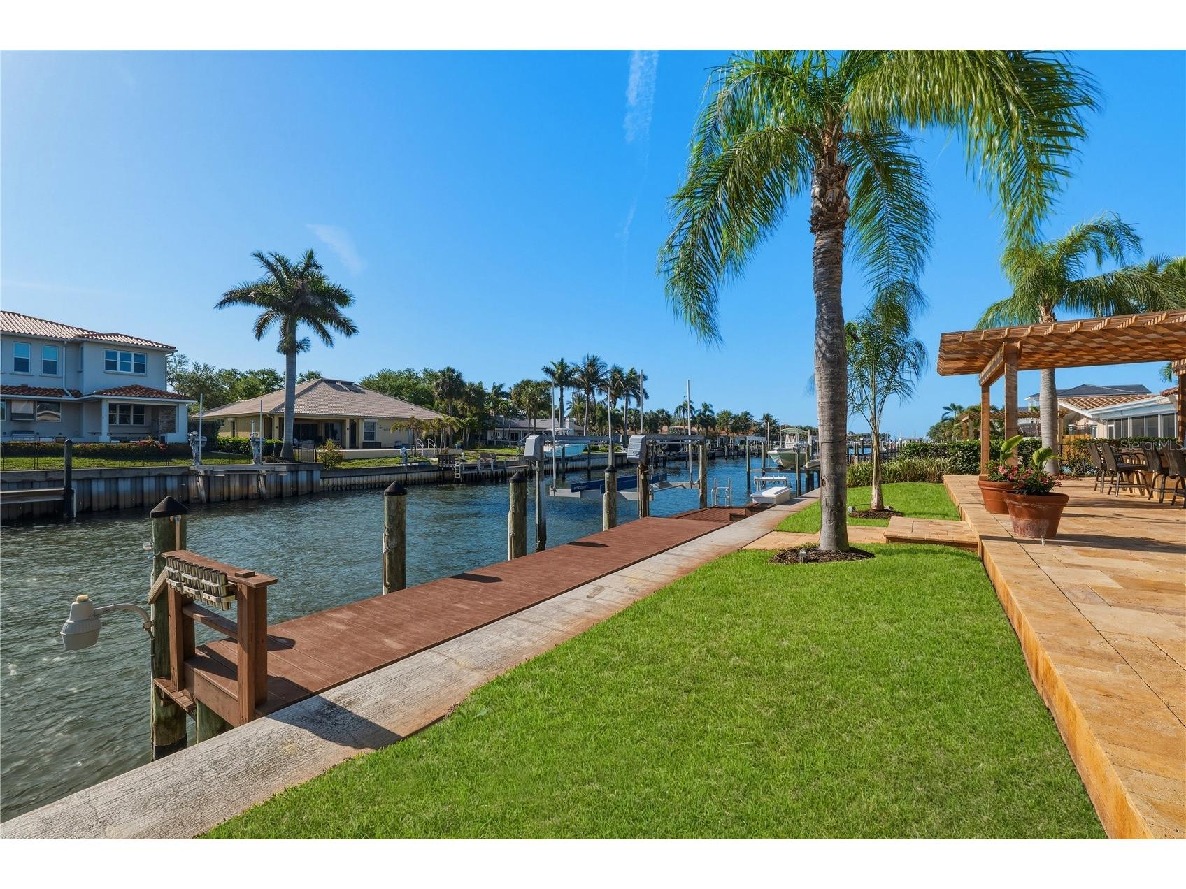 2080 Hawaii Avenue NE Saint Petersburg FL 33703 TB8498249 image41