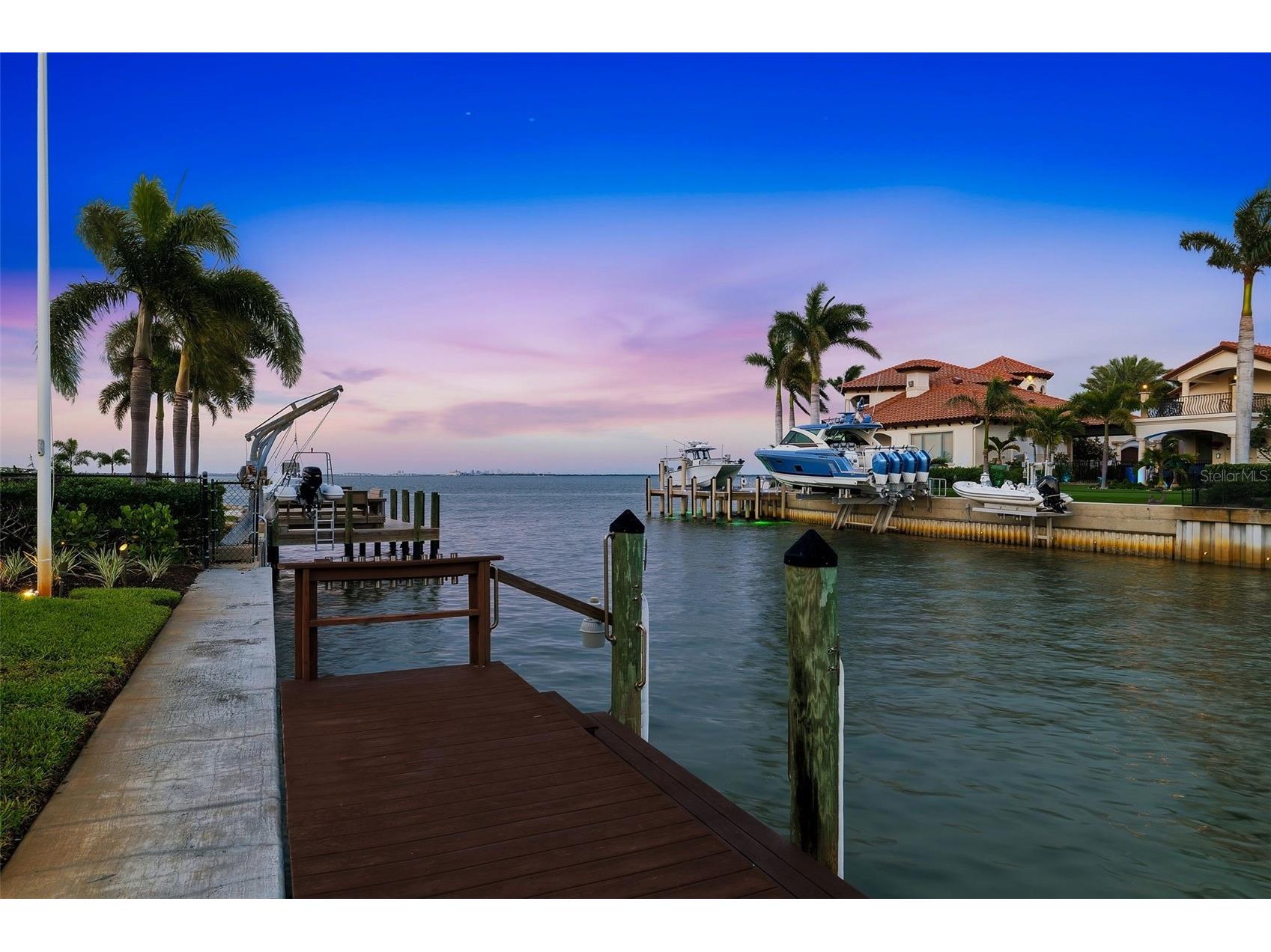 2080 Hawaii Avenue NE Saint Petersburg FL 33703 TB8498249 image42